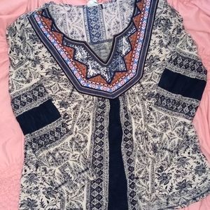 Akemi + Kin top
